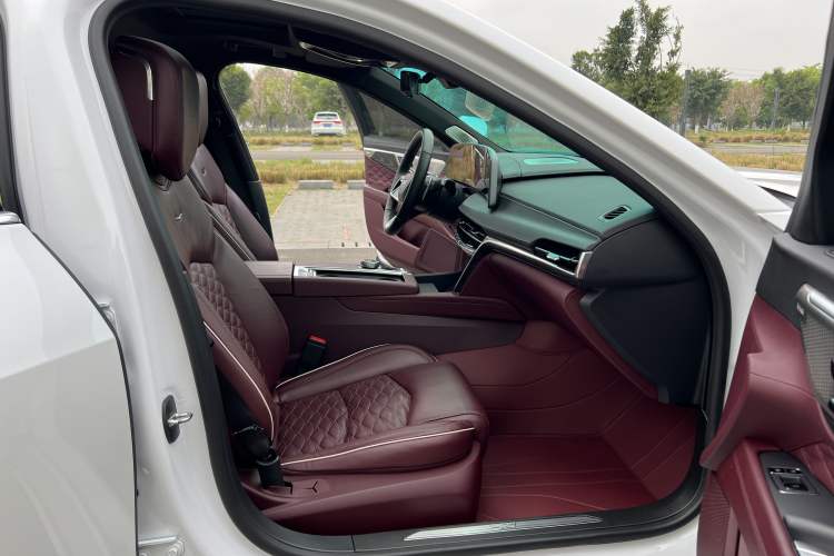 Used Cadillac CT6 2023 28T Prestige Model Interior 9