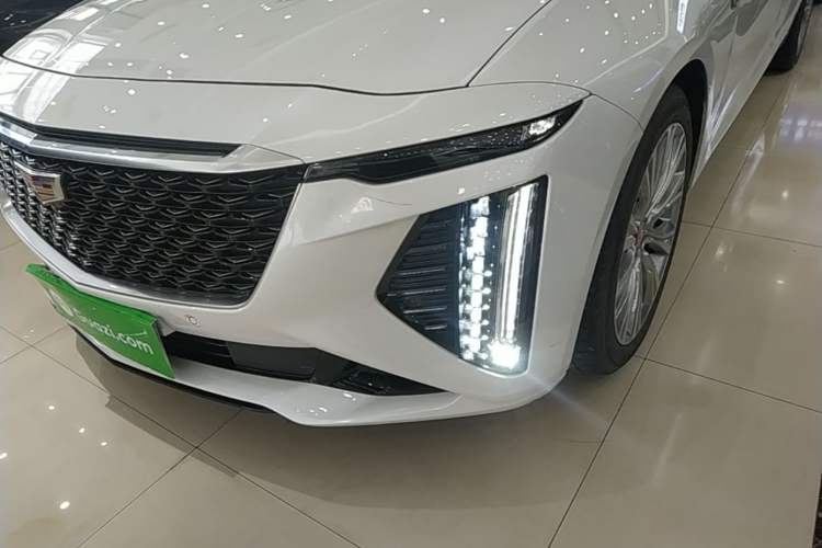 Used Cadillac CT6 2023 28T Luxury Version Left Front Headlight