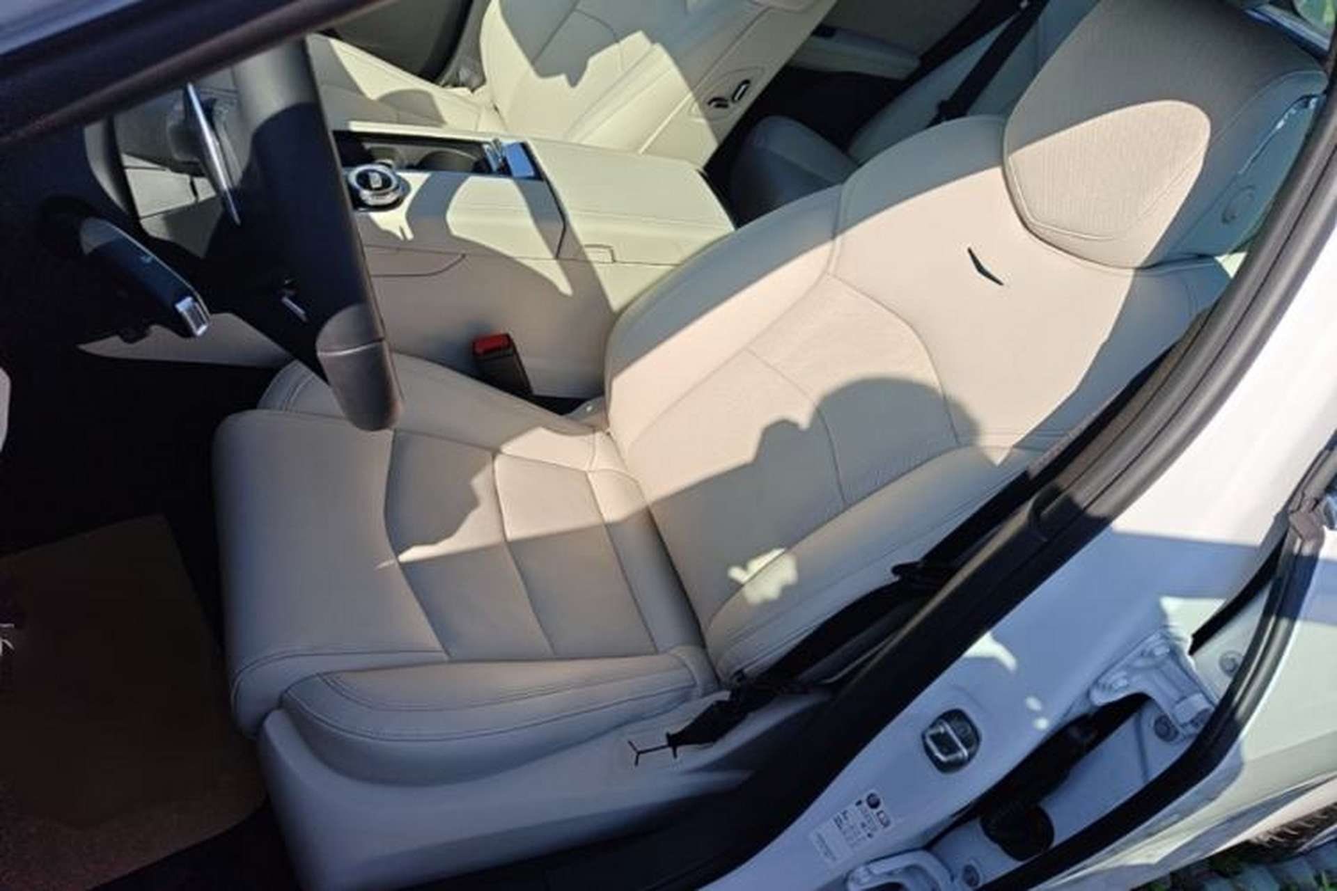 Used Cadillac CT6 2023 28T Luxury Version Left Front Seat
