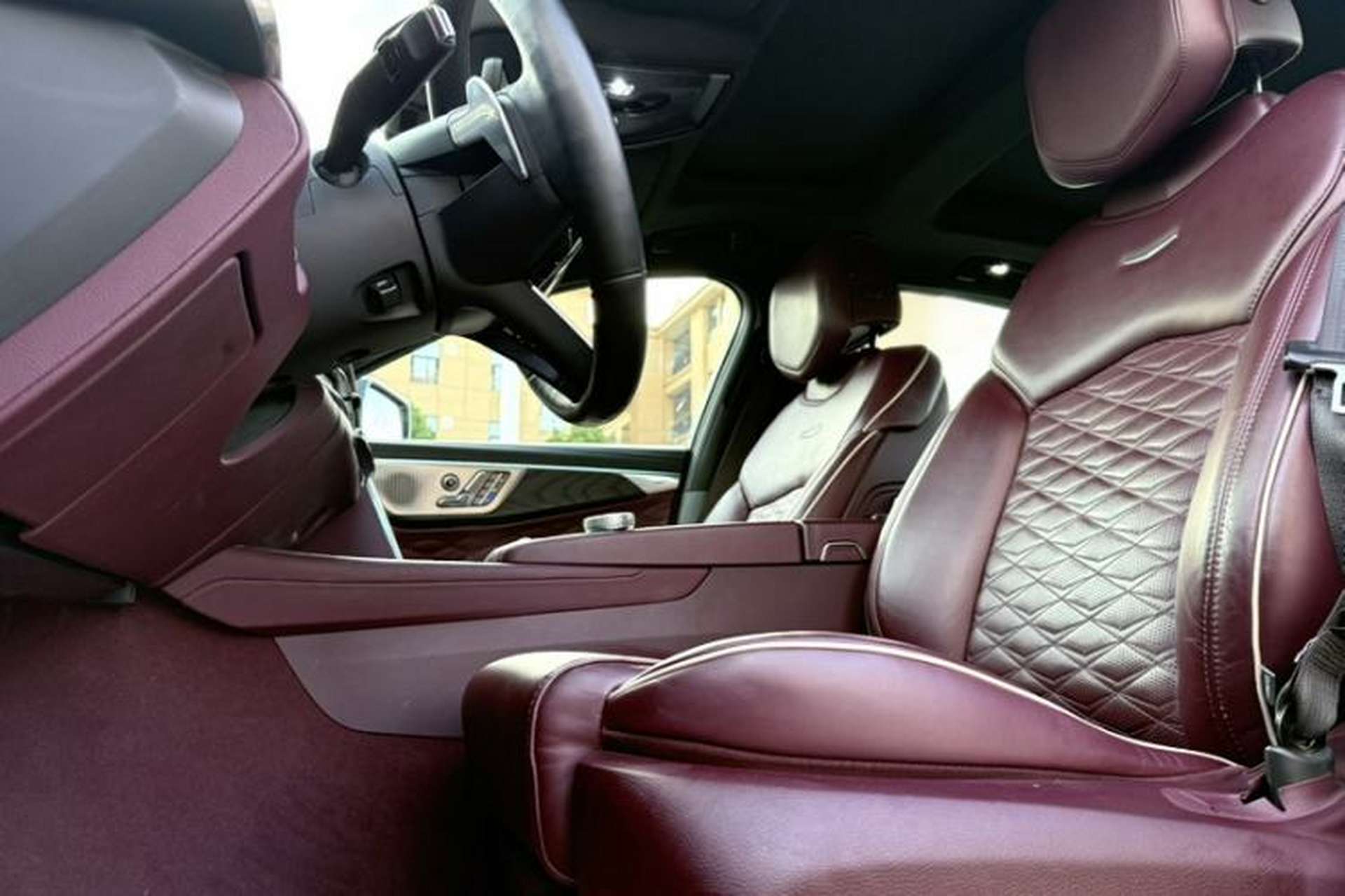 Used Cadillac CT6 2023 28T Platinum Edition Left Front Seat