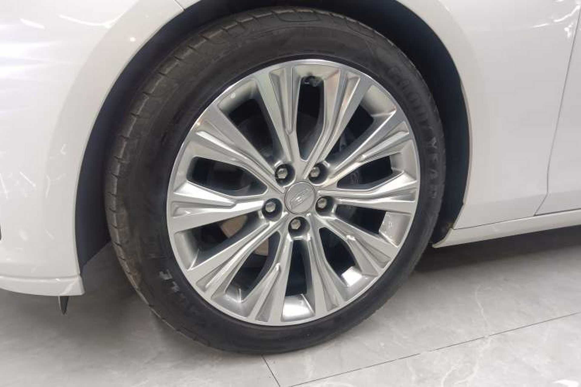 Used Cadillac CT6 2023 28T Luxury Version Left Front Wheel Hub