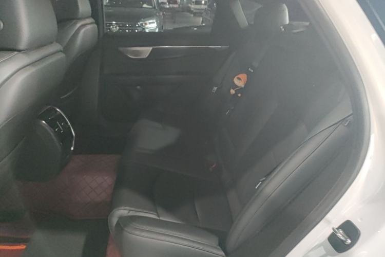 Used Cadillac CT6 2023 28T Luxury Version Left Rear Seat