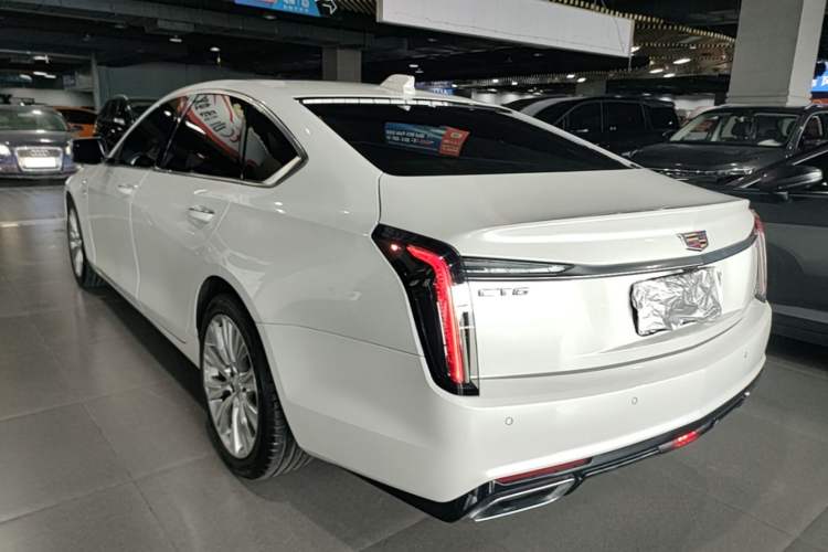 Used Cadillac CT6 2023 28T Luxury Version Rear Left 45 Deg
