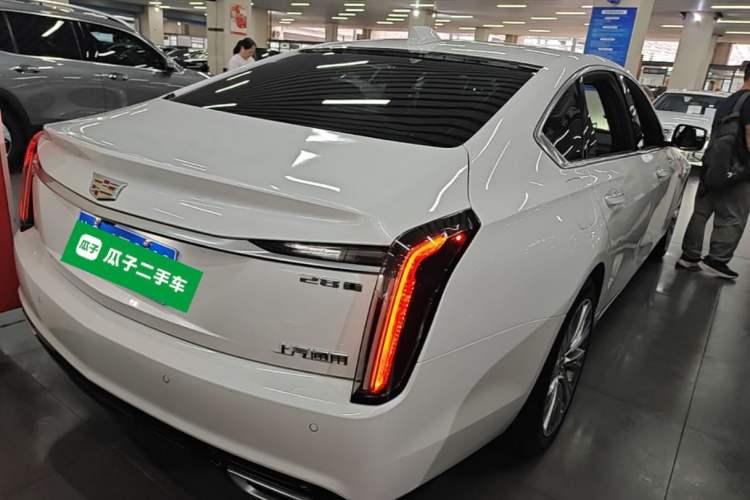 Used Cadillac CT6 2023 28T Luxury Version Rear Right 45 Deg