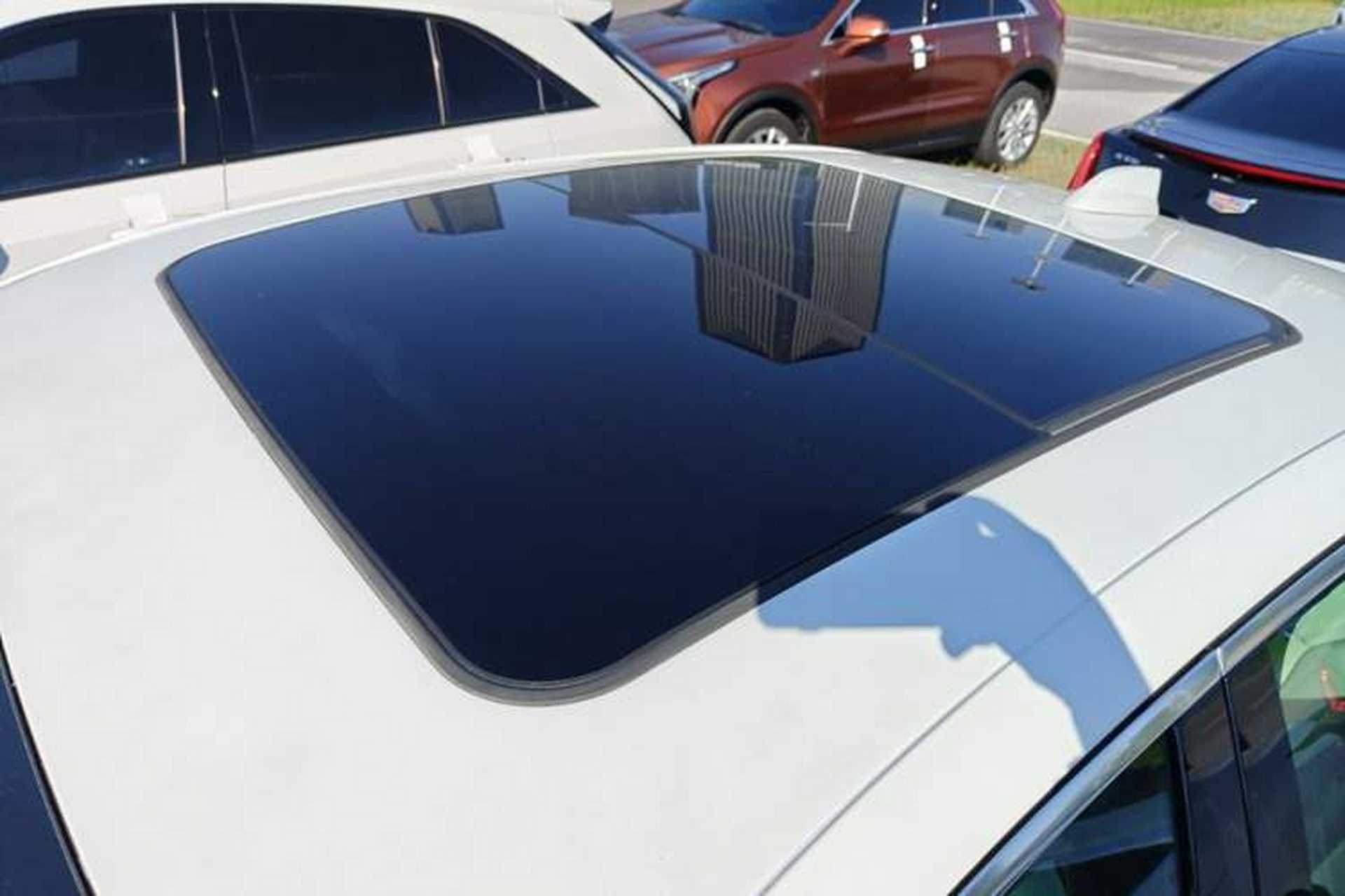 Used Cadillac CT6 2023 28T Luxury Version Roof