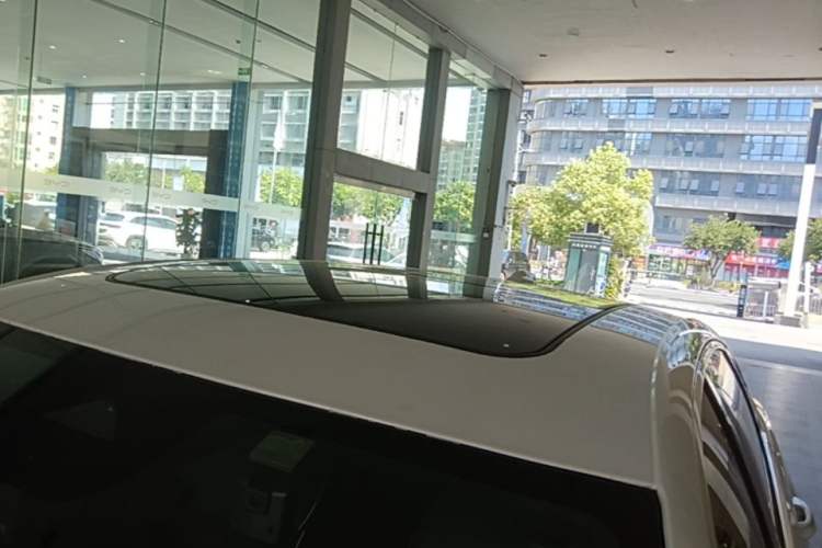 Used Cadillac CT6 2023 28T Prestige Model Roof