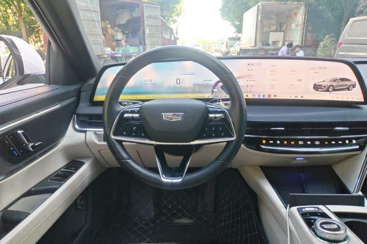 Used Cadillac CT6 2023 28T Fashion Edition Steering Wheel