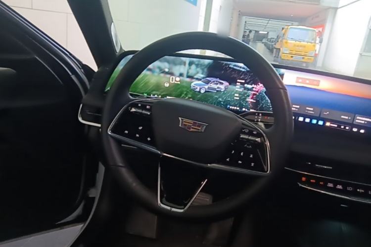 Used Cadillac CT6 2023 28T Prestige Model Steering Wheel