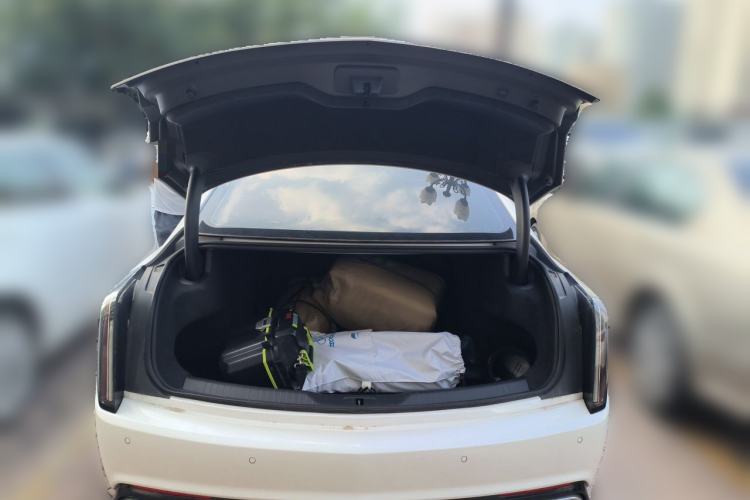 Used Cadillac CT6 2023 28T Luxury Version Trunk