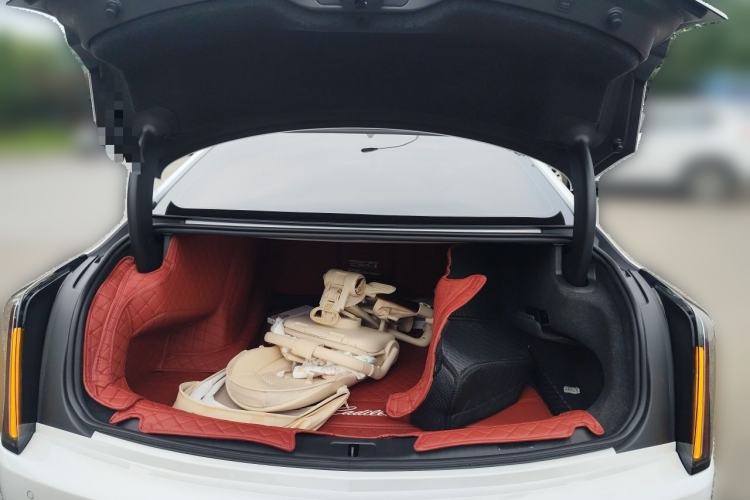 Used Cadillac CT6 2023 28T Luxury Version Trunk