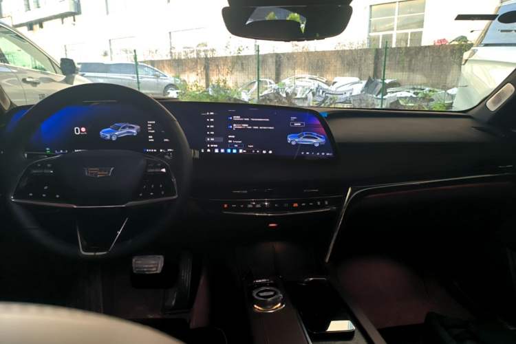 Used Cadillac CT6 2026 Model, 28T Flagship Version Center Console