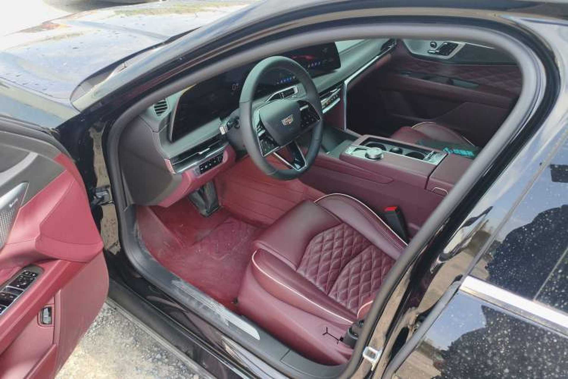 Used Cadillac CT6 2026 Model, 28T Flagship Version Driver Seat