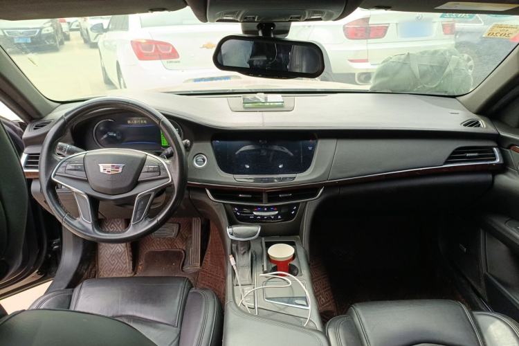 Used Cadillac CT6 PLUG-IN 2017 30E Elite Version Center Console