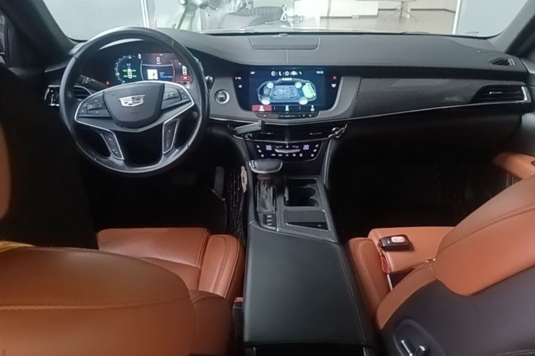 Used Cadillac CT6 PLUG-IN 2017 30E Premier Edition Center Console