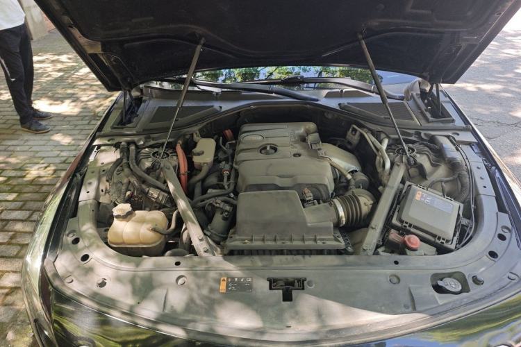 Used Cadillac CT6 PLUG-IN 2017 30E Elite Version Engine Bay