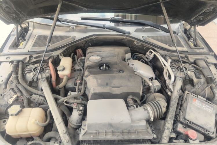 Used Cadillac CT6 PLUG-IN 2017 30E Elite Version Engine Bay