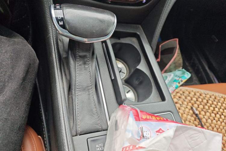 Used Cadillac CT6 PLUG-IN 2017 30E Premier Edition Gear Lever