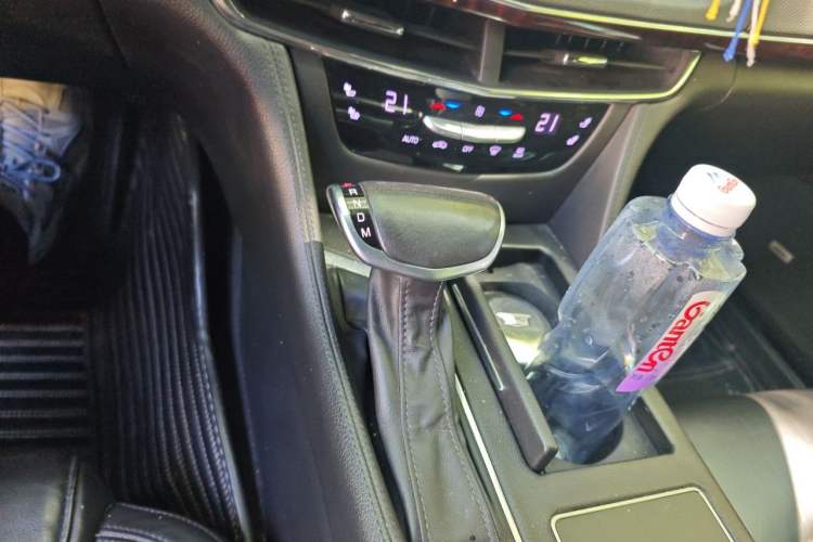 Used Cadillac CT6 PLUG-IN 2017 30E Elite Version Gear Lever