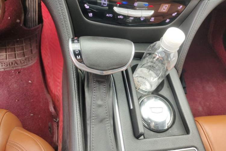 Used Cadillac CT6 PLUG-IN 2017 30E Premier Edition Gear Lever