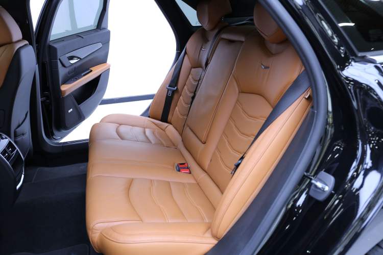 Used Cadillac CT6 PLUG-IN 2017 30E Premier Edition Interior 4