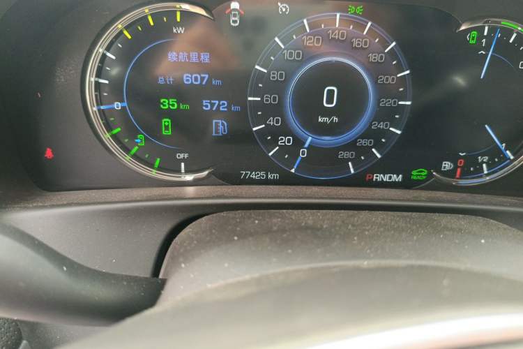 Used Cadillac CT6 PLUG-IN 2017 30E Elite Version Odometer Close Up