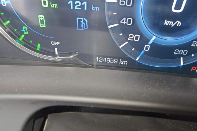 Used Cadillac CT6 PLUG-IN 2017 30E Elite Version Odometer Close Up