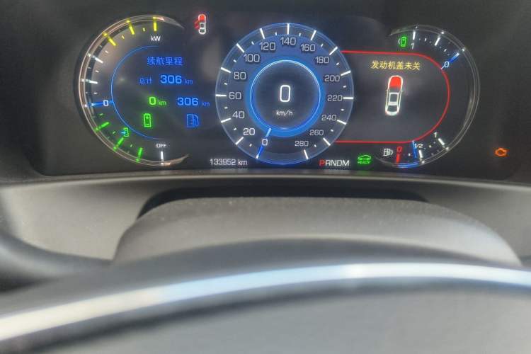 Used Cadillac CT6 PLUG-IN 2017 30E Elite Version Odometer Close Up