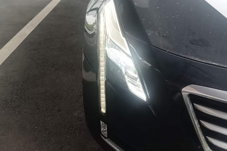Used Cadillac CT6 PLUG-IN 2017 30E Premier Edition Right Front Headlight