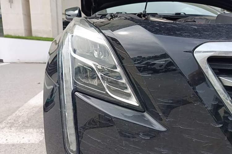 Used Cadillac CT6 PLUG-IN 2017 30E Premier Edition Right Front Headlight