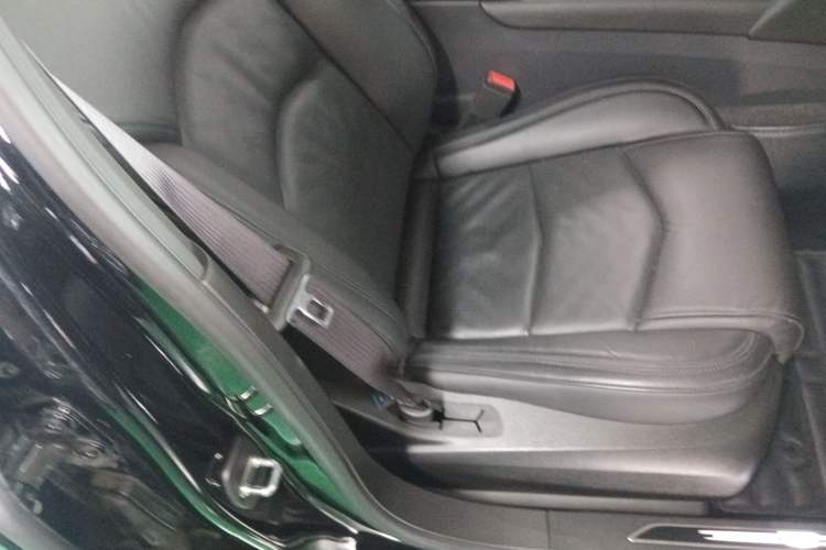 Used Cadillac CT6 PLUG-IN 2017 30E Elite Version Right Front Seat