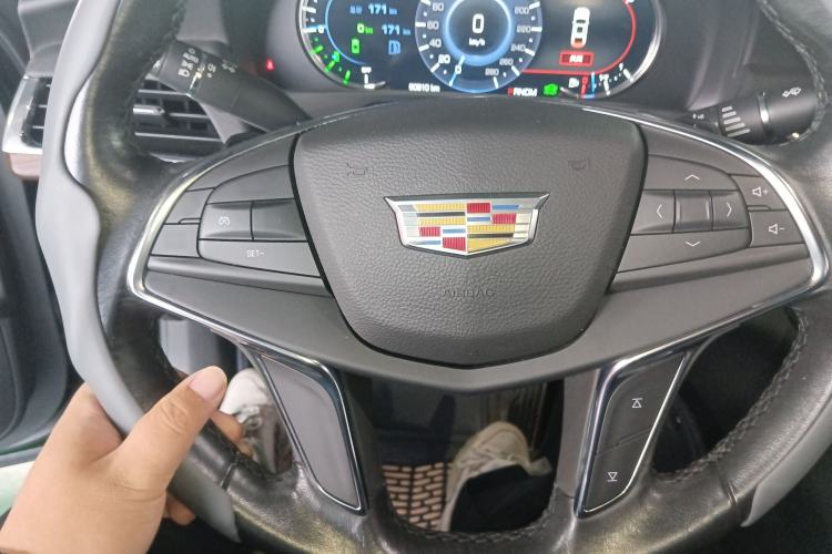 Used Cadillac CT6 PLUG-IN 2017 30E Elite Version Steering Wheel