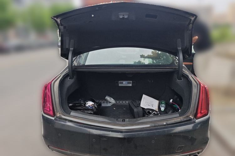Used Cadillac CT6 PLUG-IN 2017 30E Premier Edition Trunk