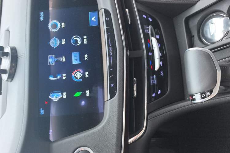 Used Cadillac CT6 PLUG-IN 2017 30E Elite Version Audio And AC Panel