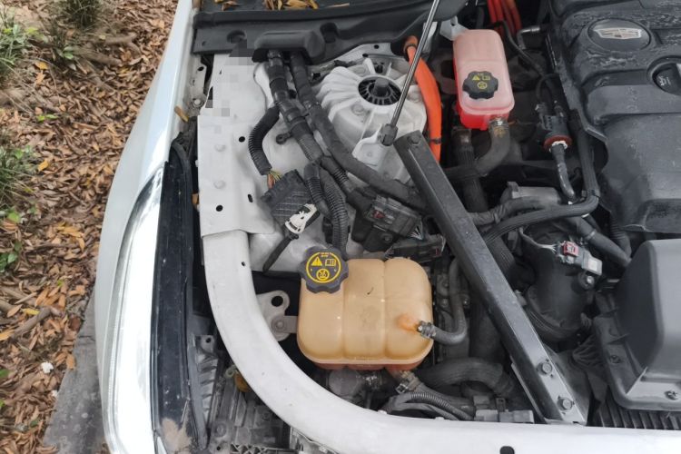 Used Cadillac CT6 PLUG-IN 2017 30E Premier Edition Engine Bay Right