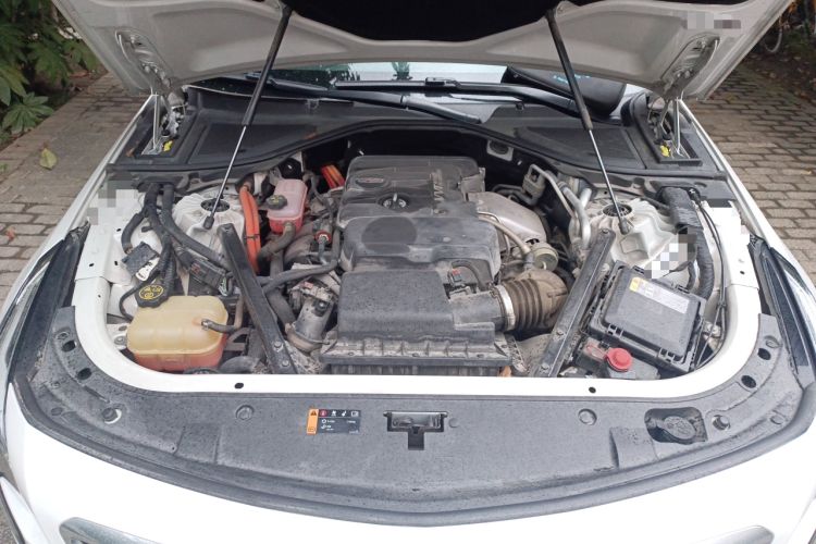 Used Cadillac CT6 PLUG-IN 2017 30E Premier Edition Engine Bay