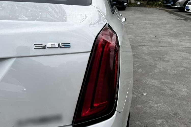 Used Cadillac CT6 PLUG-IN 2017 30E Elite Version Exterior 6