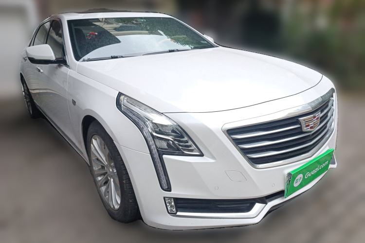 Used Cadillac CT6 PLUG-IN 2017 30E Premier Edition Front Right 45 Deg