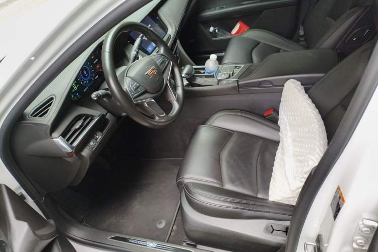 Used Cadillac CT6 PLUG-IN 2017 30E Elite Version Left Front Seat