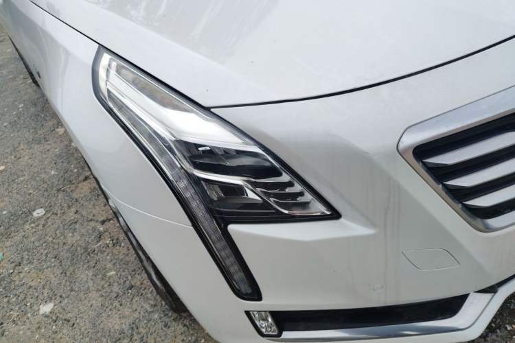 Used Cadillac CT6 PLUG-IN 2017 30E Premier Edition Right Front Headlight