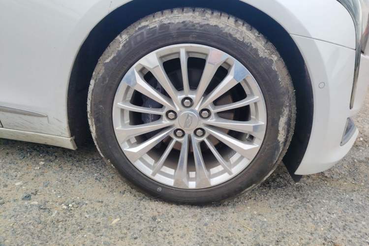 Used Cadillac CT6 PLUG-IN 2017 30E Premier Edition Right Front Wheel Hub