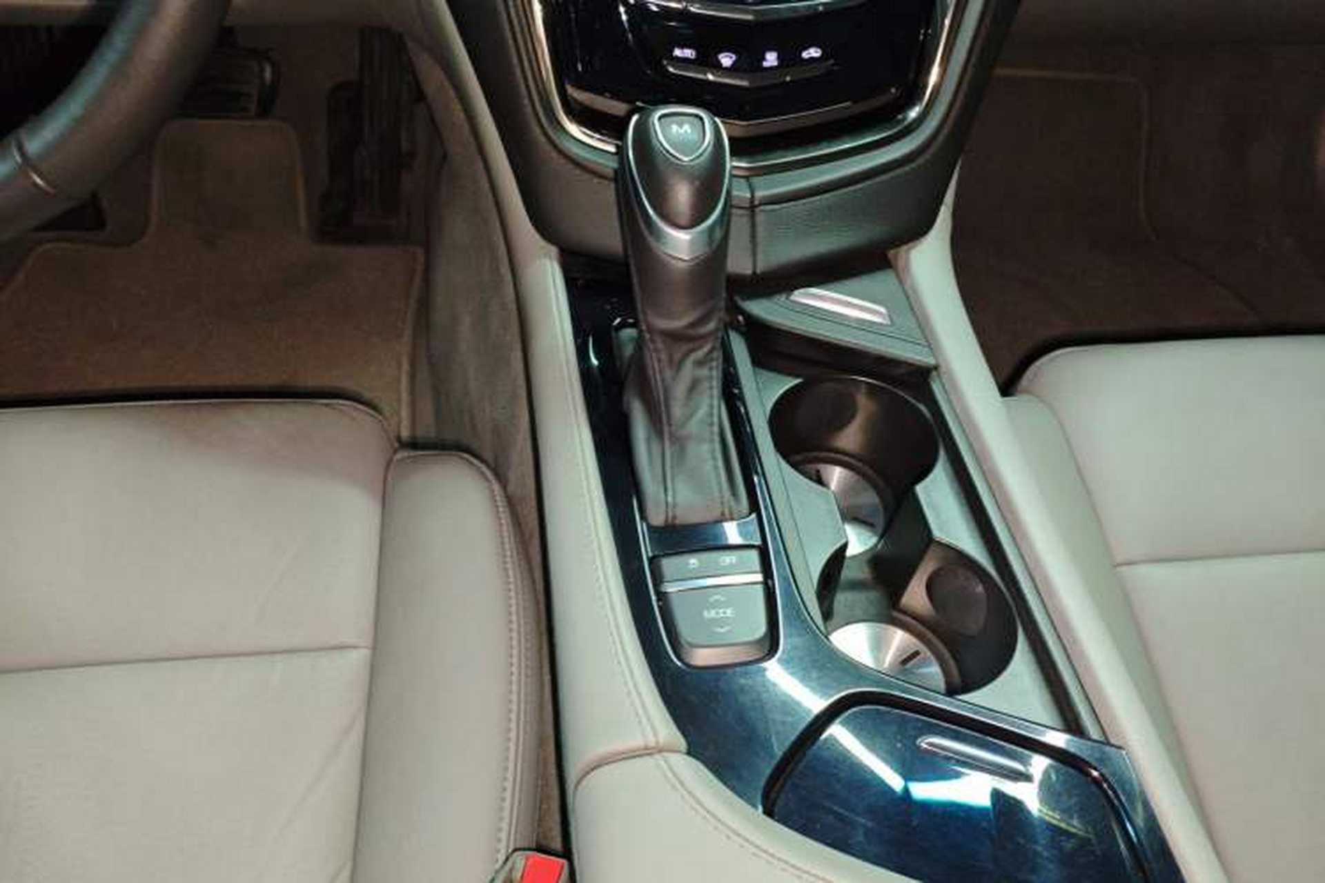 Used Cadillac CTS 2014 28T Elite Edition Gear Lever
