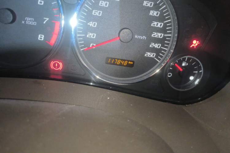 Used Cadillac CTS 2006 2.8 Elite Edition Odometer Close Up