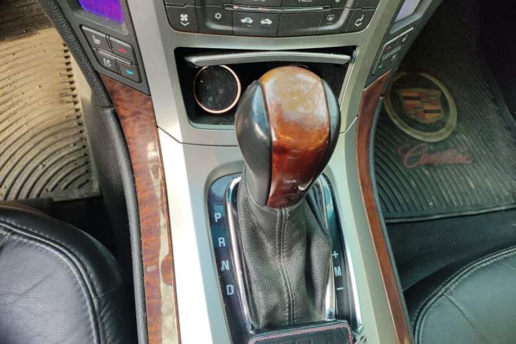 Used Cadillac CTS 2008 2.8L Luxury Sport Edition Gear Lever