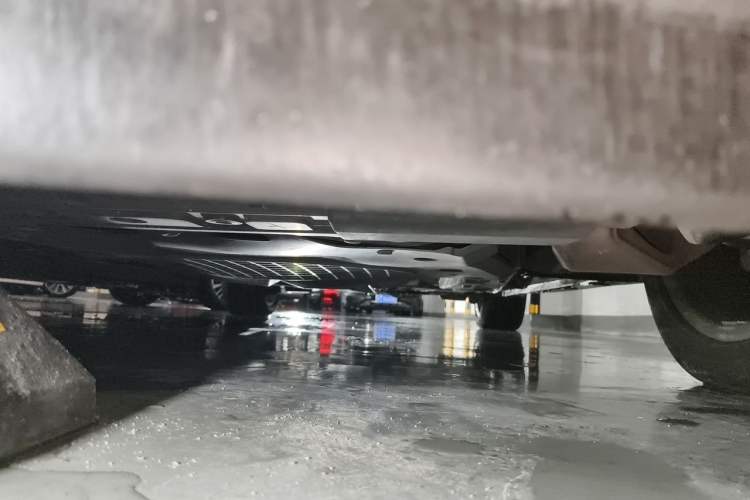 Used Cadillac CTS 2008 3.6L Elite High-Performance Version Chassis Front