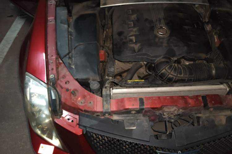 Used Cadillac CTS 2009 2.8 Elite Sport with Sunroof Engine Bay Right