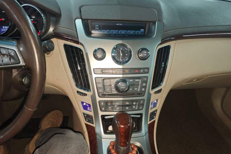 Used Cadillac CTS 2010 3.0 Luxury Sport Edition Audio And AC Panel