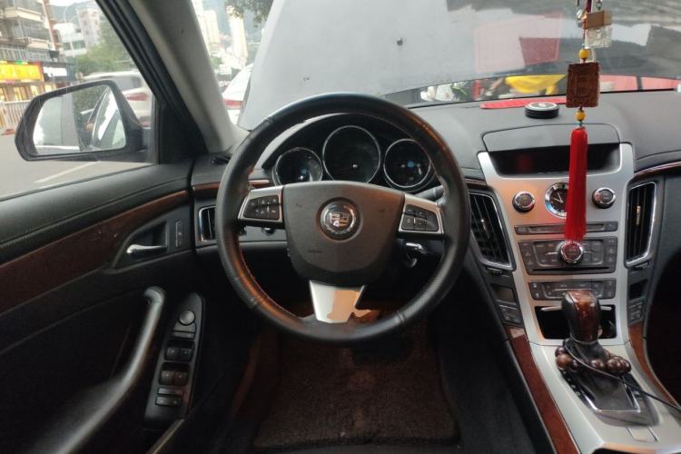 Used Cadillac CTS 2010 3.0 Luxury Sport Edition Steering Wheel