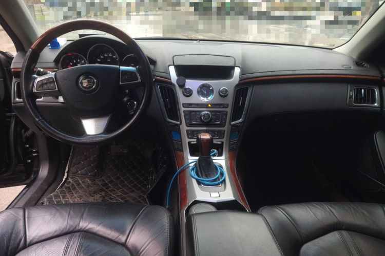 Used Cadillac CTS 2010 3.0 Luxury Sport Edition Center Console