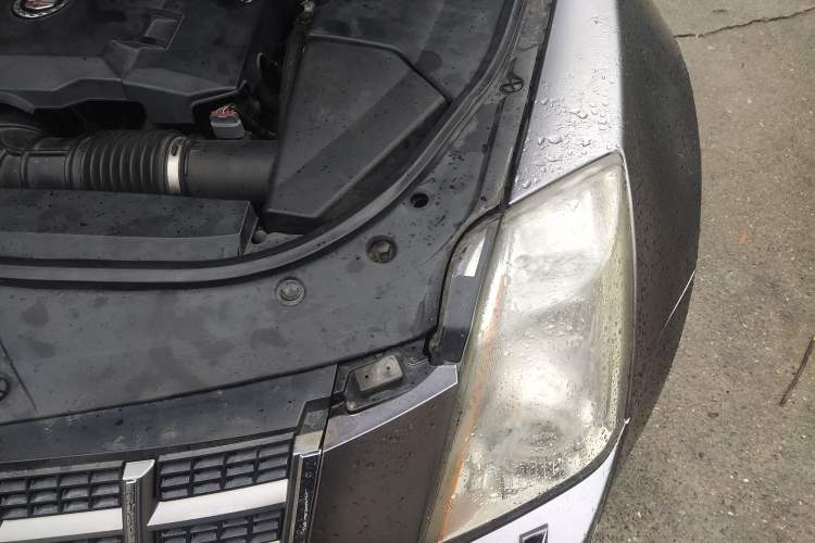 Used Cadillac CTS 2010 3.0 Luxury Sport Edition Engine Bay Left