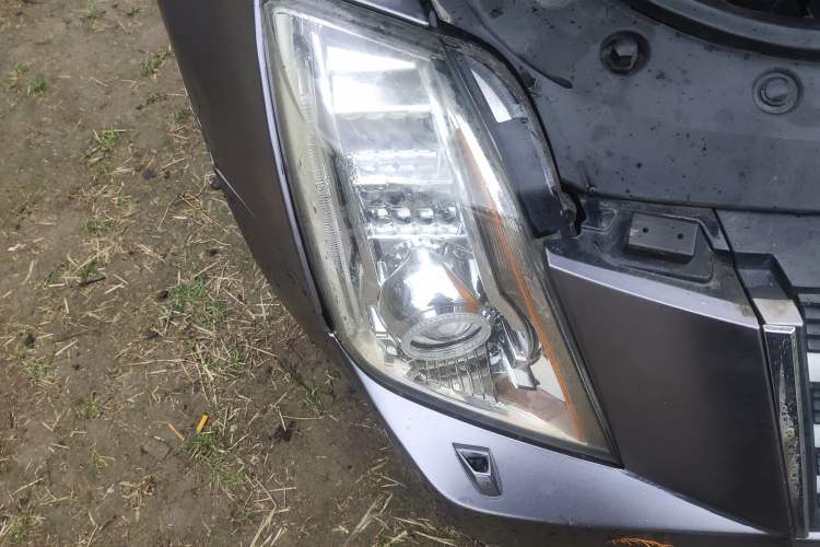 Used Cadillac CTS 2010 3.0 Luxury Sport Edition Right Front Headlight